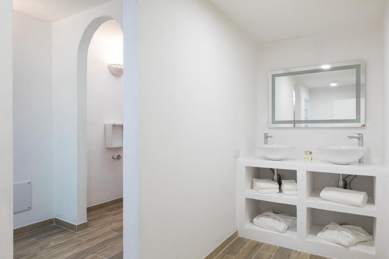 كالا غونوني Palmasera Charming Suites المظهر الخارجي الصورة
