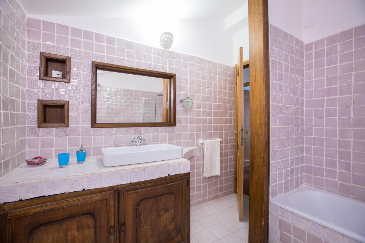 كالا غونوني Palmasera Charming Suites المظهر الخارجي الصورة